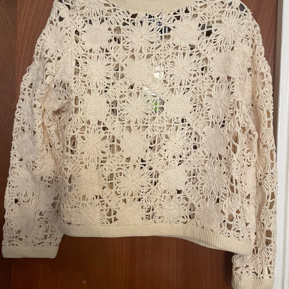 Women’s Jacket - Picture 2 of 7